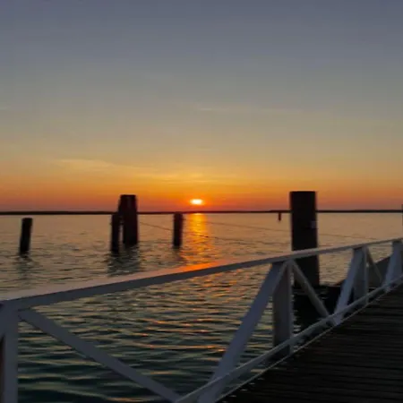 Colourful Flat With Balcony In Bibione