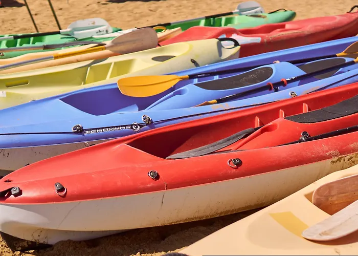 Lägenhet Colourful Flat With Balcony In