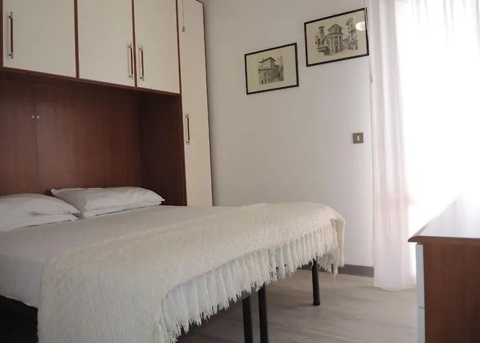 Apartment Colourful Flat With Balcony In *